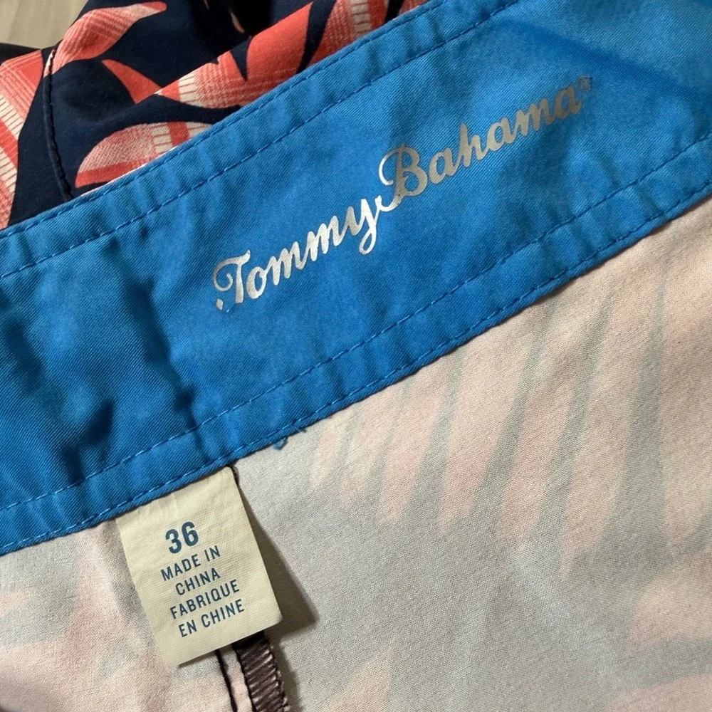 Tommy Bahama Mens 36 Board Shorts Tropical Palm Print Navy Coral Swim Trunks